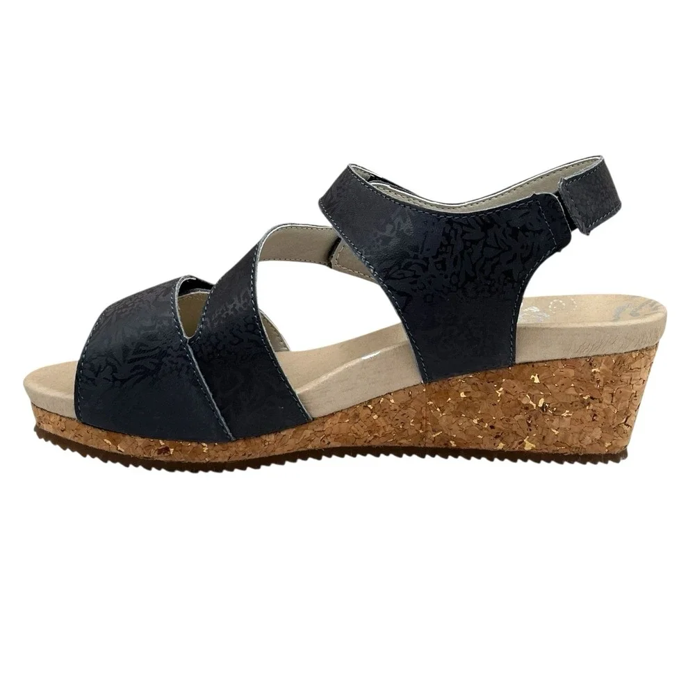 Propet Women's Millie Wedge Leather Sandal Size 9.5 WIDE WIDTH Navy Blue Tan - Picture 7 of 12